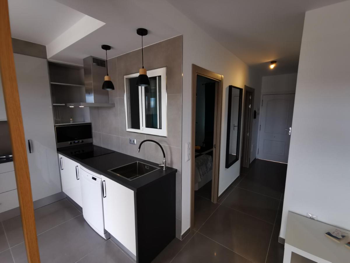 Vivaldi Apartment Лос Кристианос Екстериор снимка