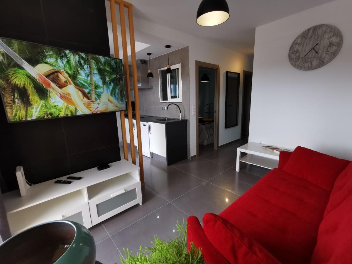 Vivaldi Apartment Лос Кристианос Екстериор снимка