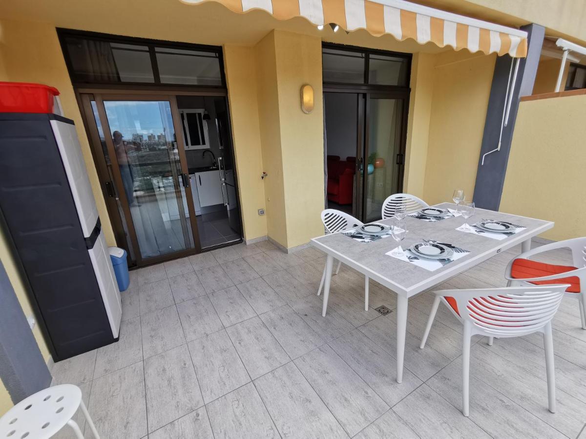 Vivaldi Apartment Лос Кристианос Екстериор снимка