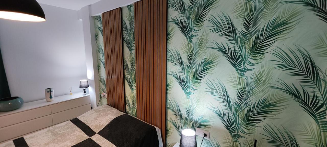 Vivaldi Apartment Лос Кристианос Екстериор снимка